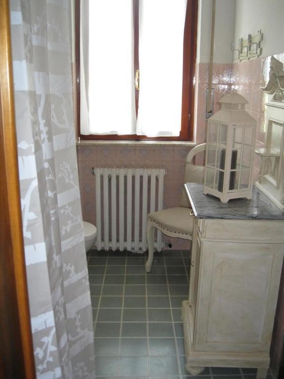 Bed and Breakfast La Casa Dei Pini à Malnate Extérieur photo